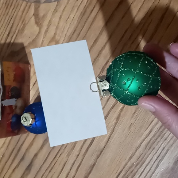 VINTAGE CHRISTMAS PLACE CARD HOLDERS ORNAMENTS - Picture 11 of 12